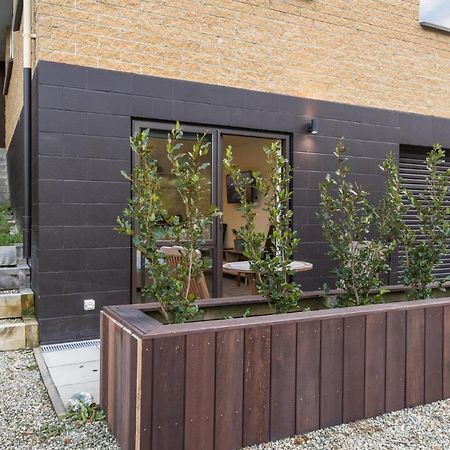 Private Studio On Fryer Queenstown Exterior foto